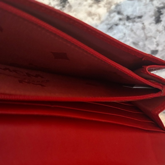 MCM Red/orange Leather Women's wallet - Picture 13 of 17